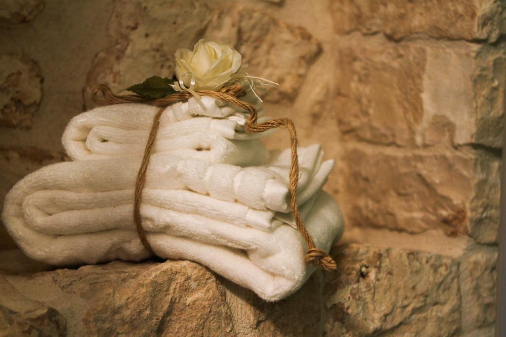 Corte Trullo Sovrano B&B อัลเบโรเบลโล ภายนอก รูปภาพ