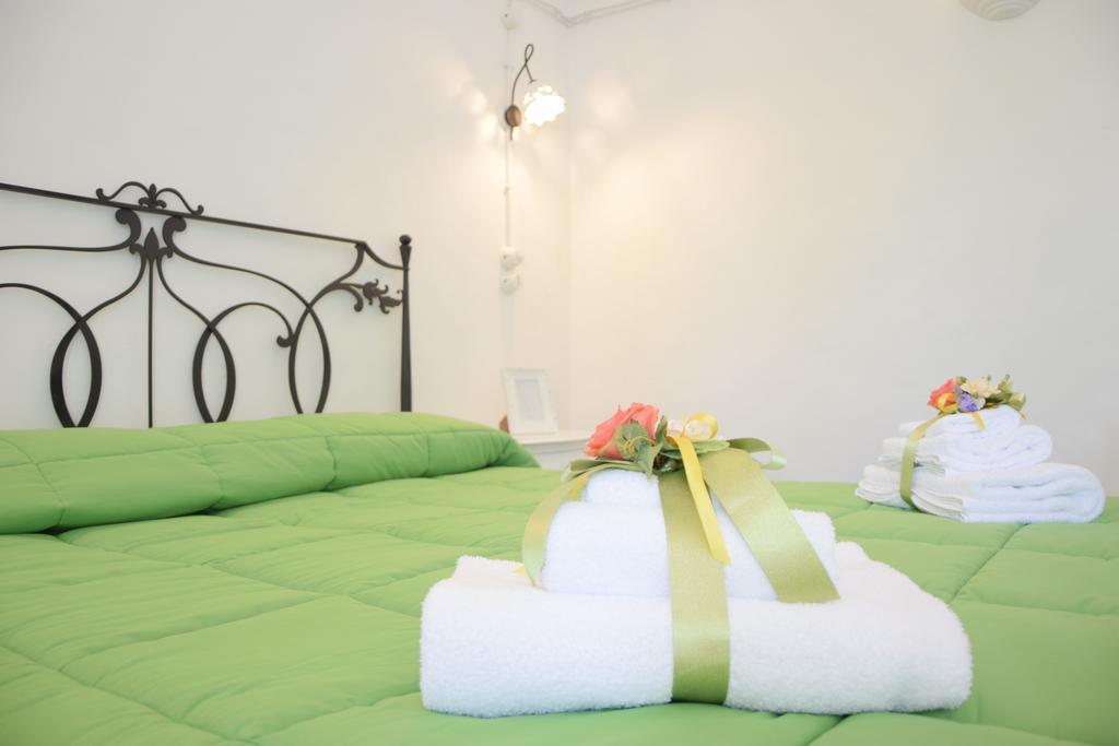 Corte Trullo Sovrano B&B อัลเบโรเบลโล ภายนอก รูปภาพ